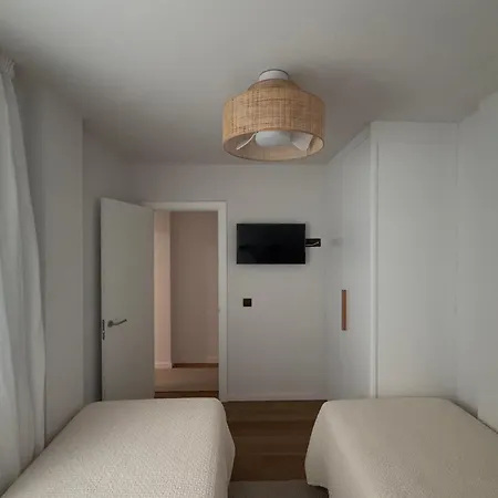 New Spacious 2br - Canteras - Side Sea View - 2 Bathrooms - Ac - Parking Appartement