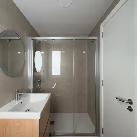 New Spacious 2br - Canteras - Side Sea View - 2 Bathrooms - Ac - Parking Las Palmas de Gran Canaria