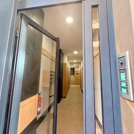 New Spacious 2br - Canteras - Side Sea View - 2 Bathrooms - Ac - Parking Appartement *